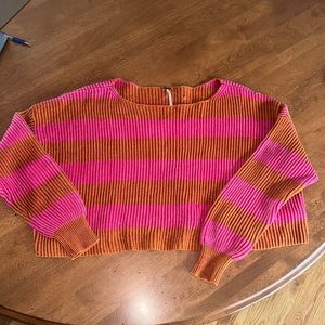 Free people sweater. Size small.